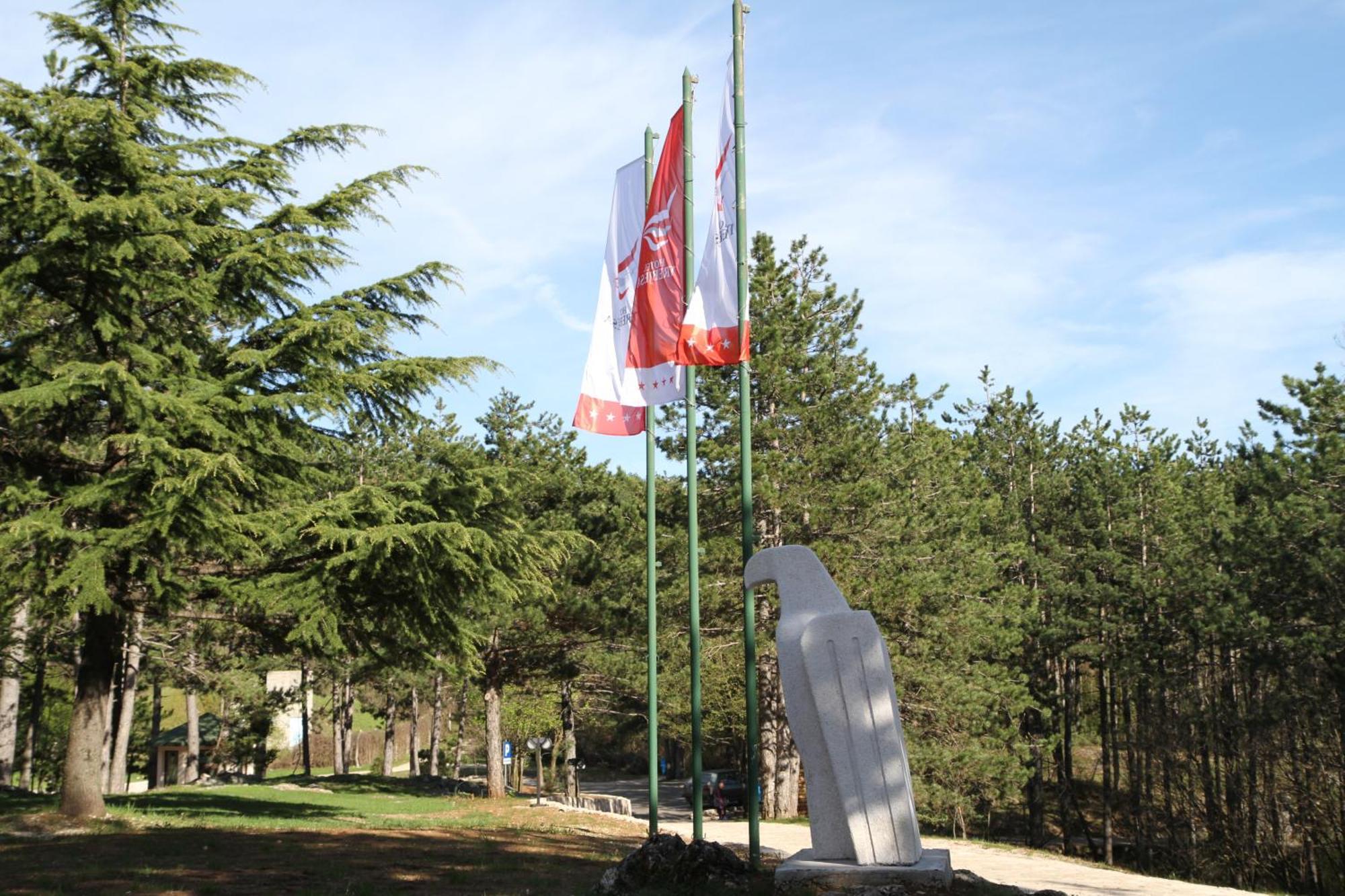 Hotel Trebjesa Nikšić Dış mekan fotoğraf