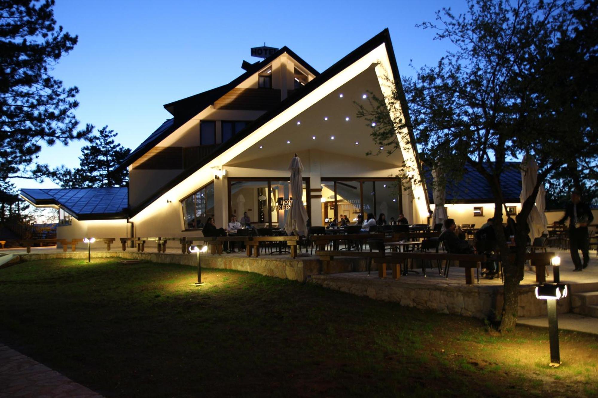 Hotel Trebjesa Nikšić Dış mekan fotoğraf