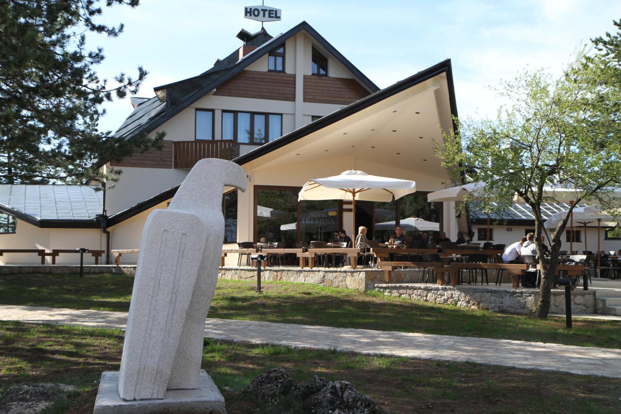 Hotel Trebjesa Nikšić Dış mekan fotoğraf